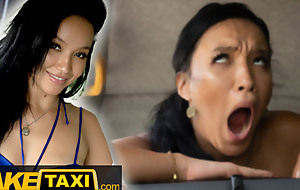 Fake Taxi - Bikini Babe Asia Vargas strips in the back of the cab far the driver's delight