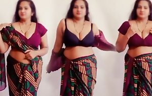 Indian Big Bosom Step Mom Disha Got Double Cum on Her Congress By Step Daughter