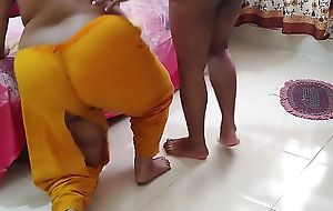(Kamwali Ke Sath Jabardasti Sex Kiya) Desi Kolkata 19Y Elderly Sexy Maid Fucked By Boss Dimension Cleaning Section - Hindi Indian