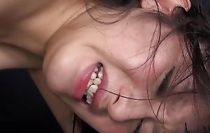 ASIAN JAPANESE PORN HOT GIRL FUCKS HER PUSSY WITH A BIG