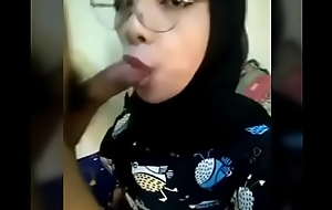 Bokep Indonesia - Jilbab Blowjob -  porn gonzo bitvideo ukhtinakal