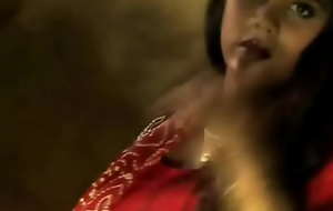 Loving This Bollywood Babe arousing herself