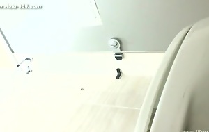 peeping korean gals audit toilet.2