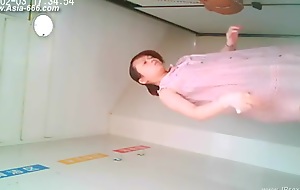 chinese girls go fro toilet.82