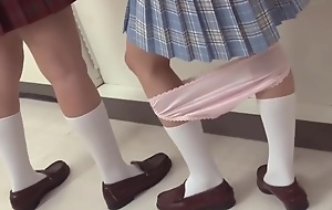 Japanese schoolgirl don't beating the drum even if she was inserted